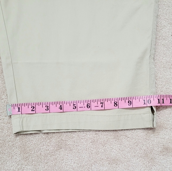 LEE Woman's Capri Flat Front Pants Stretch Comfort Waistband Size 16 - Picture 8 of 12